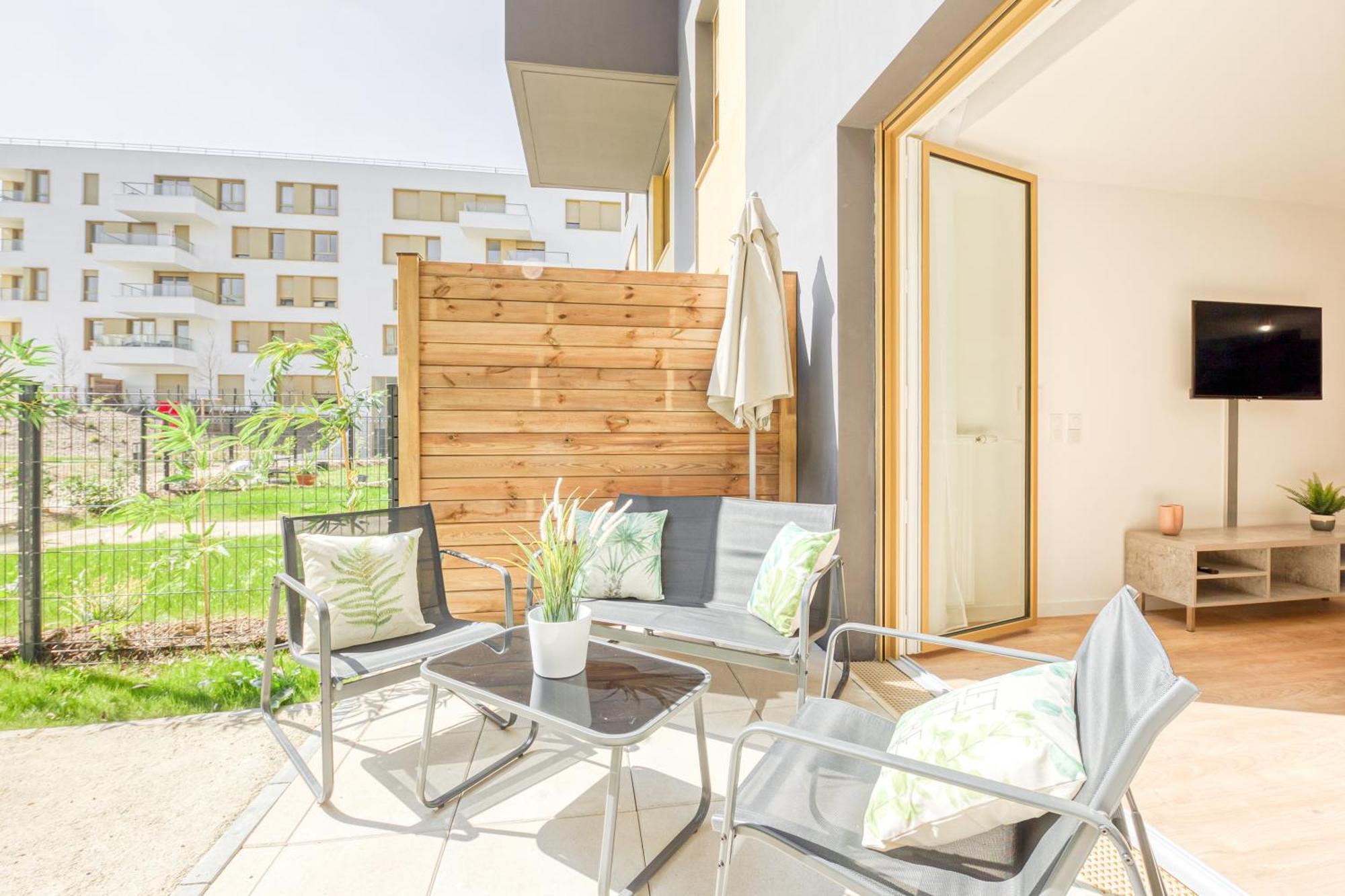 Massy Serenity - 64M2, Terrace, Balcony, Parking Eksteriør bilde